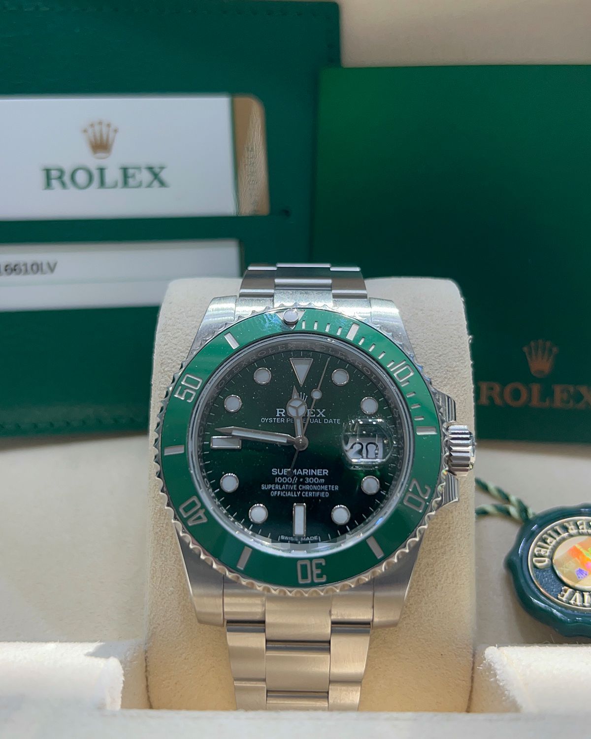 Rolex 116610LV