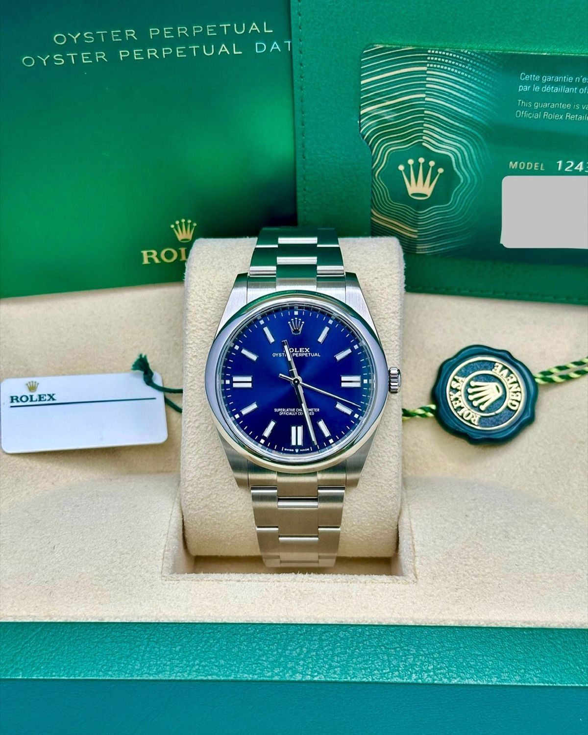 Rolex 124300