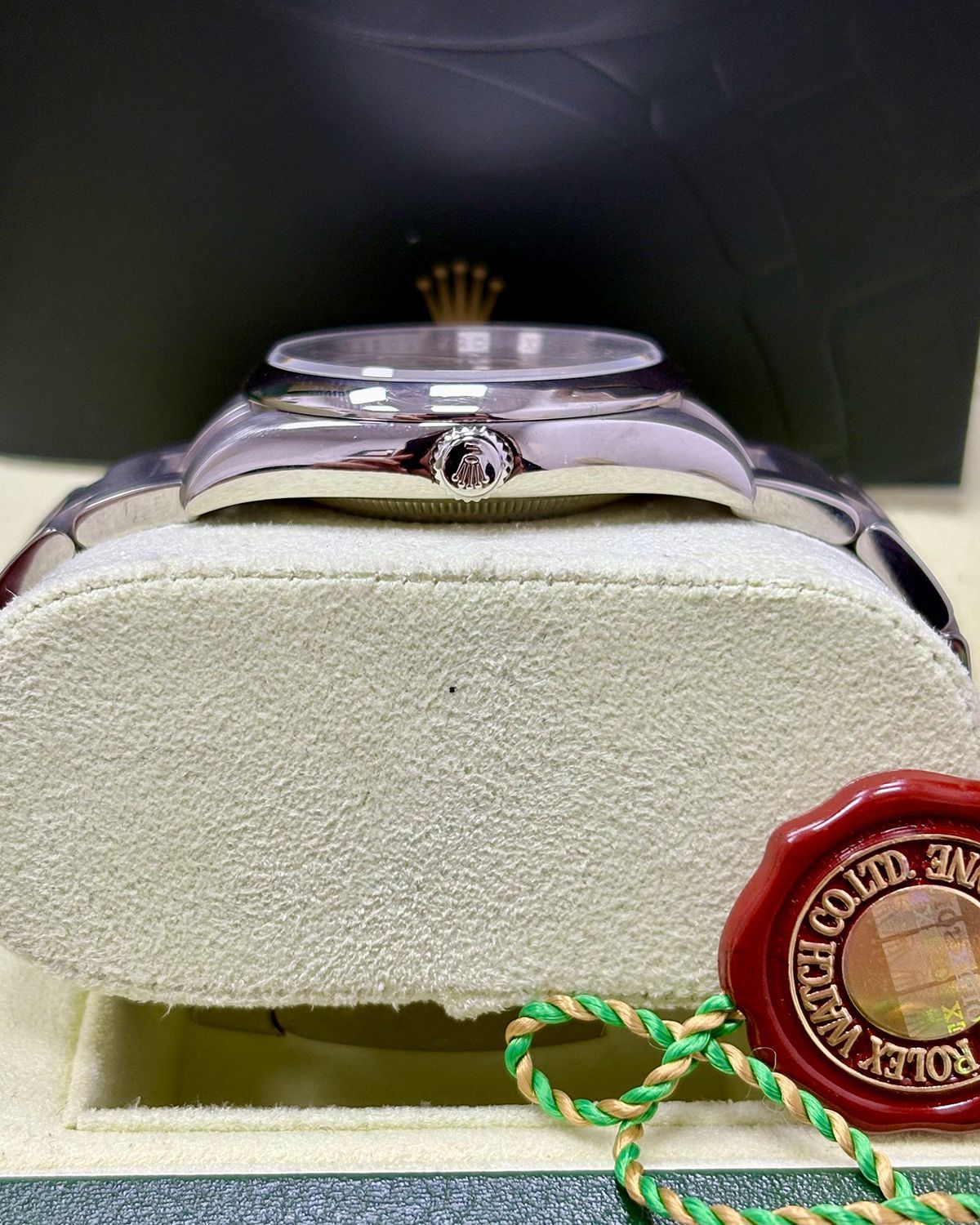 Rolex 114200
