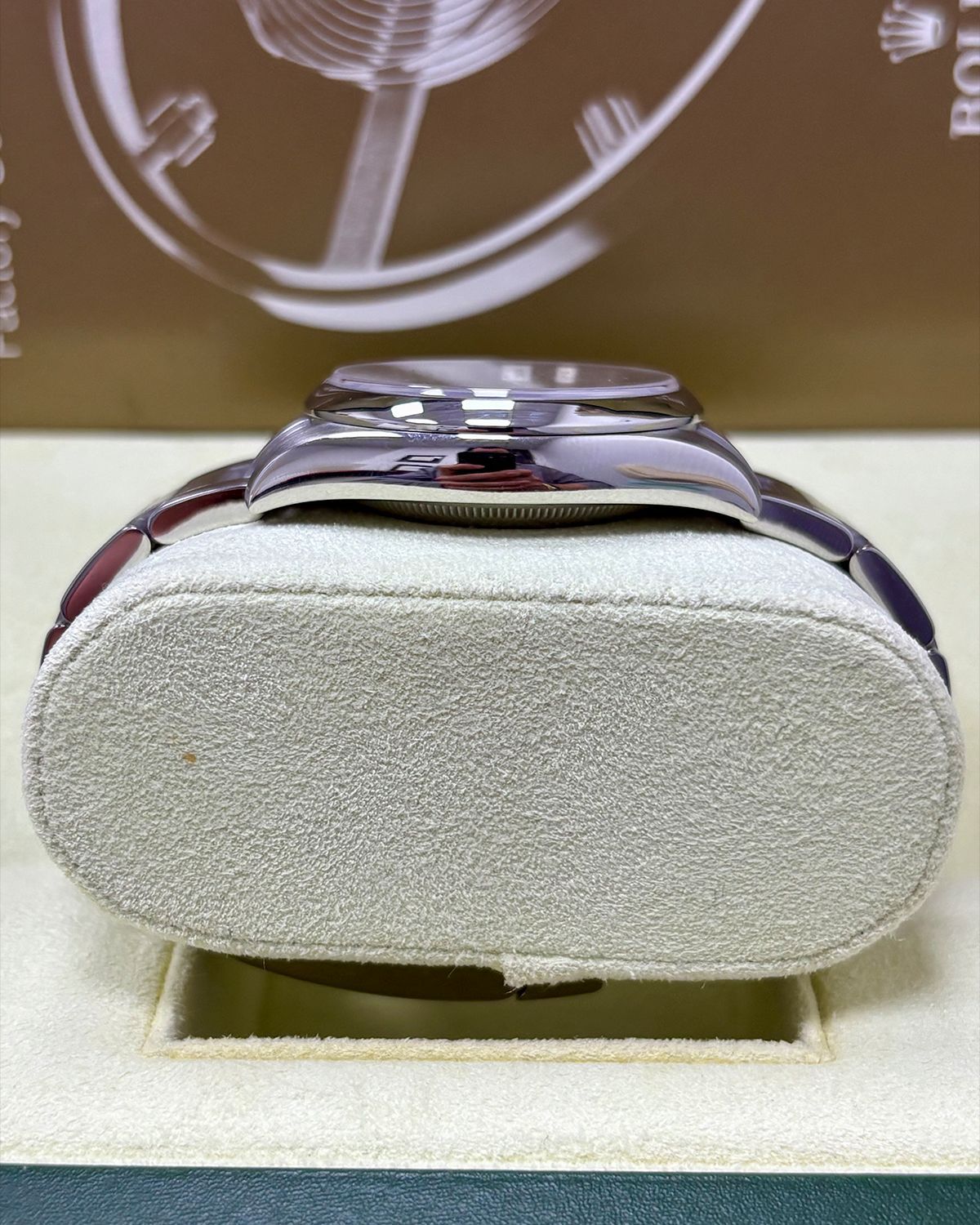 Rolex 114200