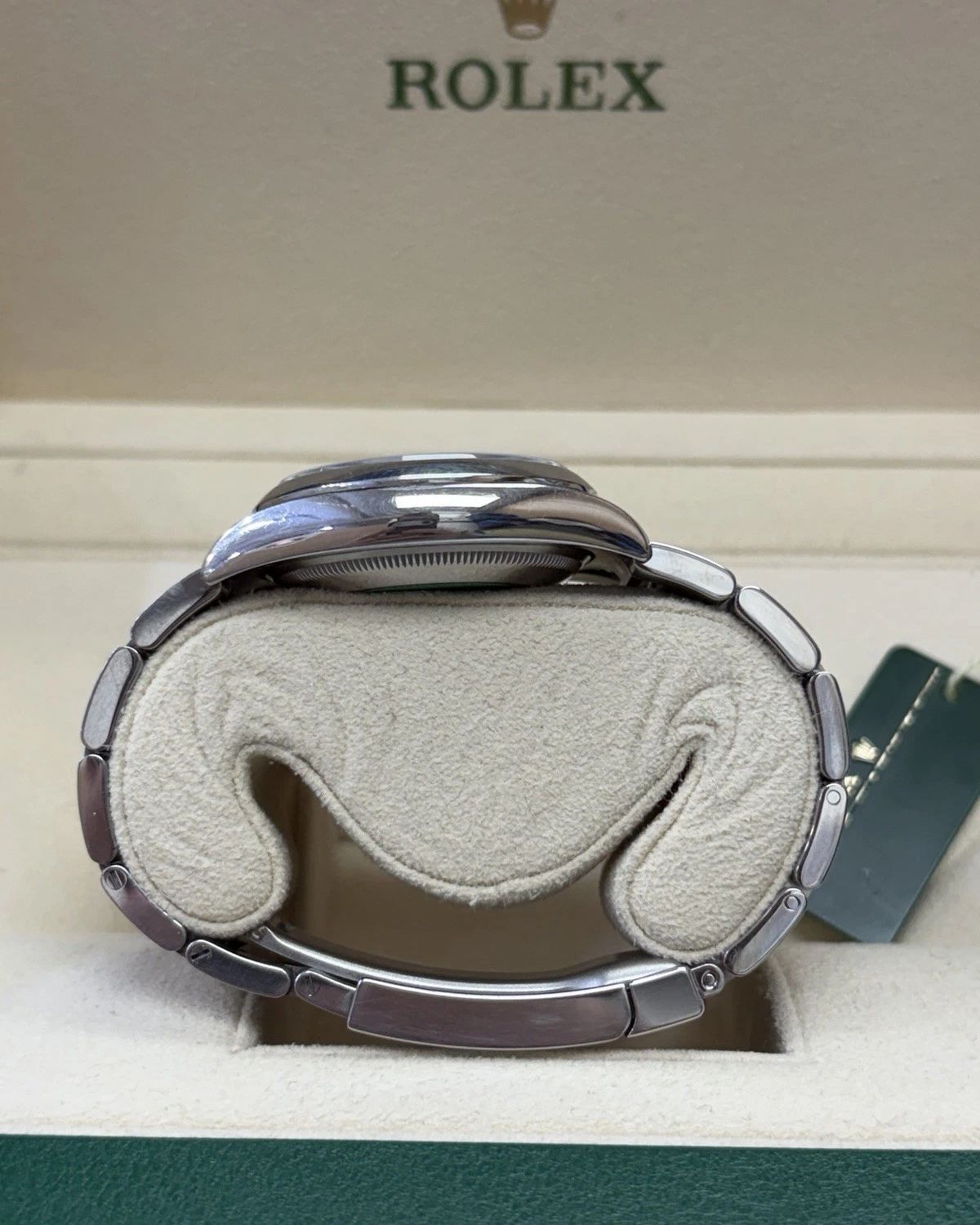 Rolex 114200