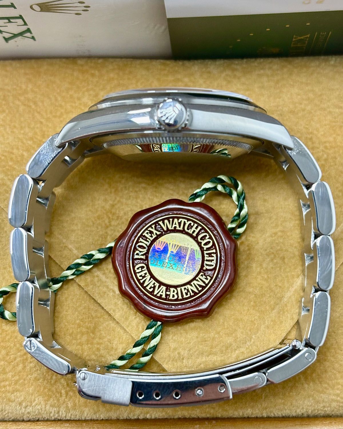 Rolex 114270