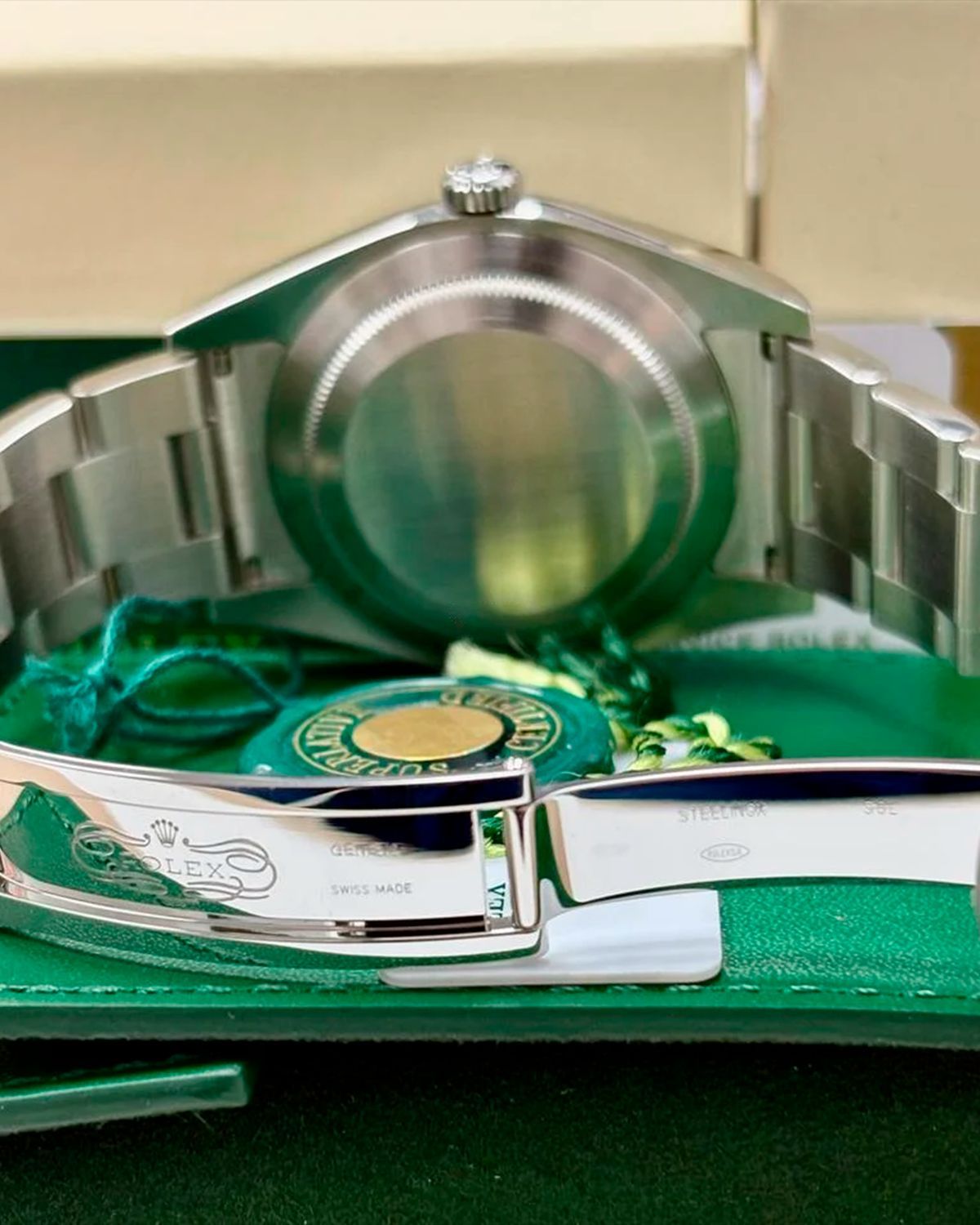 Rolex 114300