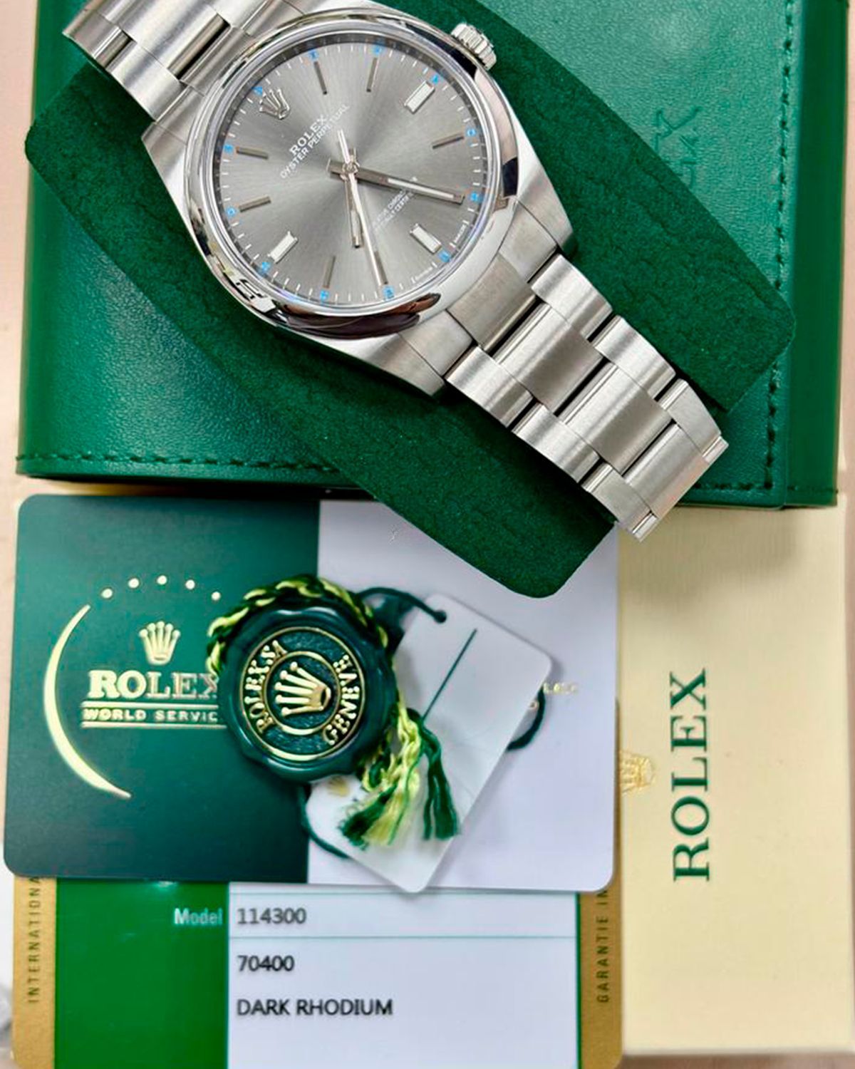 Rolex 114300