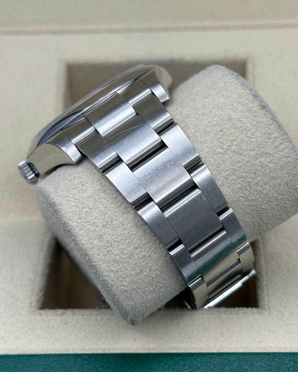 Rolex 114300