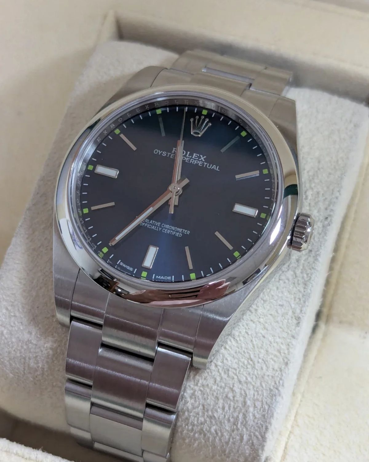 Rolex 114300