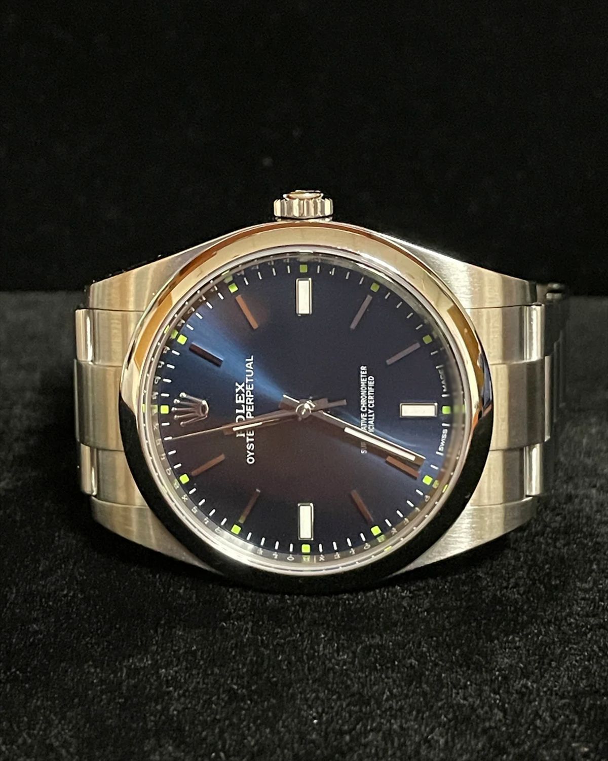 Rolex 114300