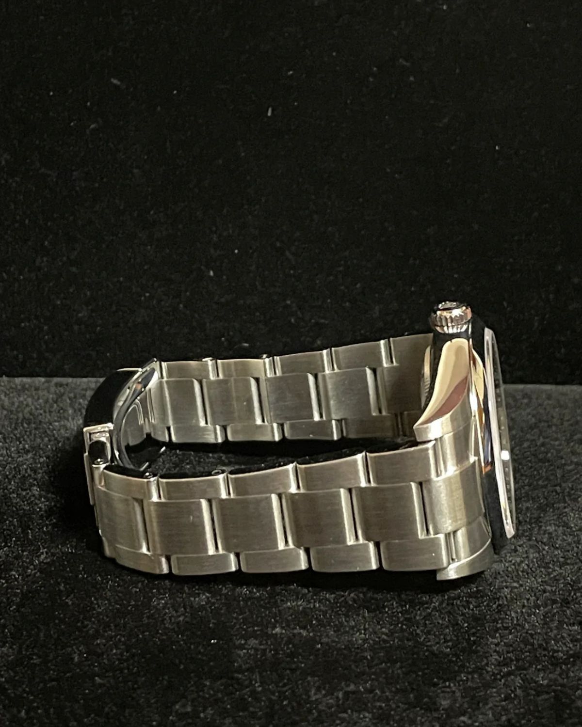 Rolex 114300