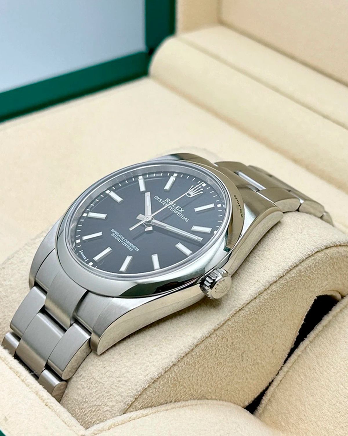 Rolex 114300