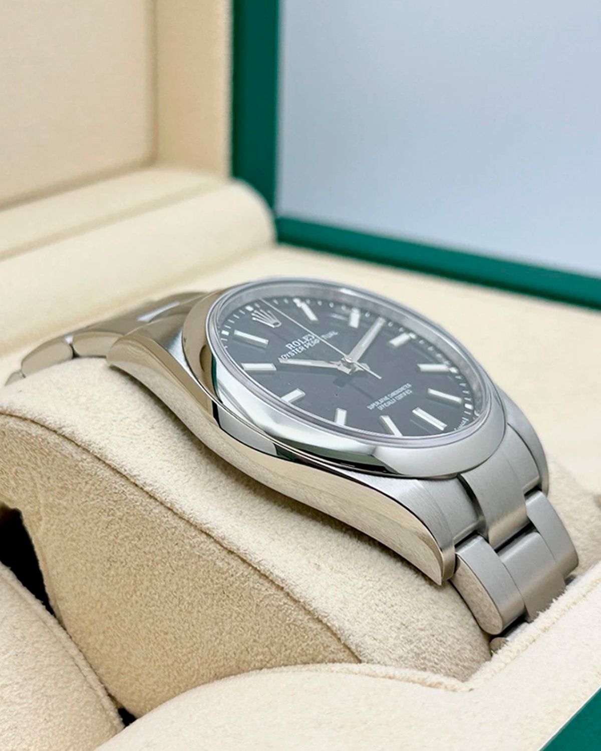 Rolex 114300