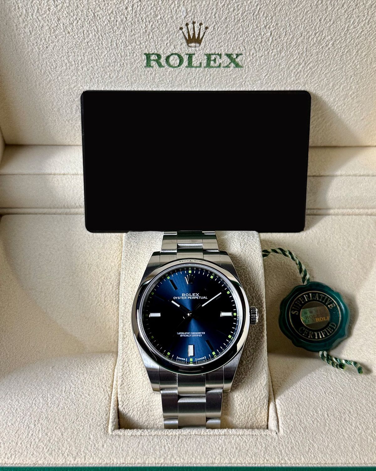 Rolex 114300
