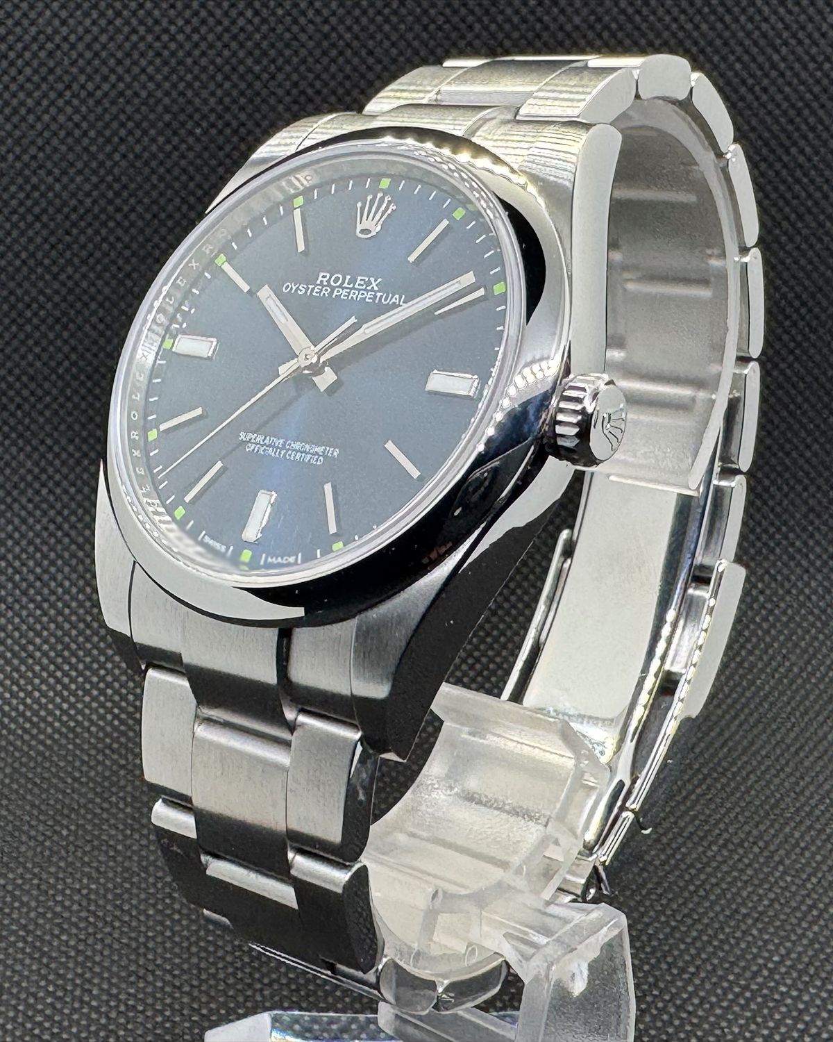 Rolex 114300