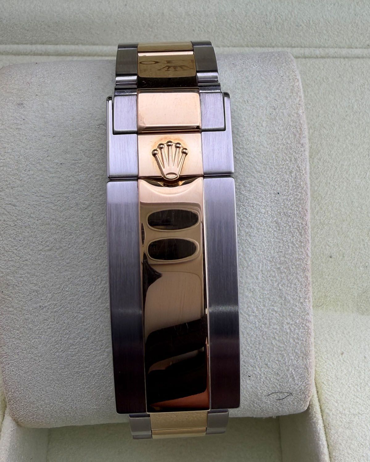 Rolex 116613LB