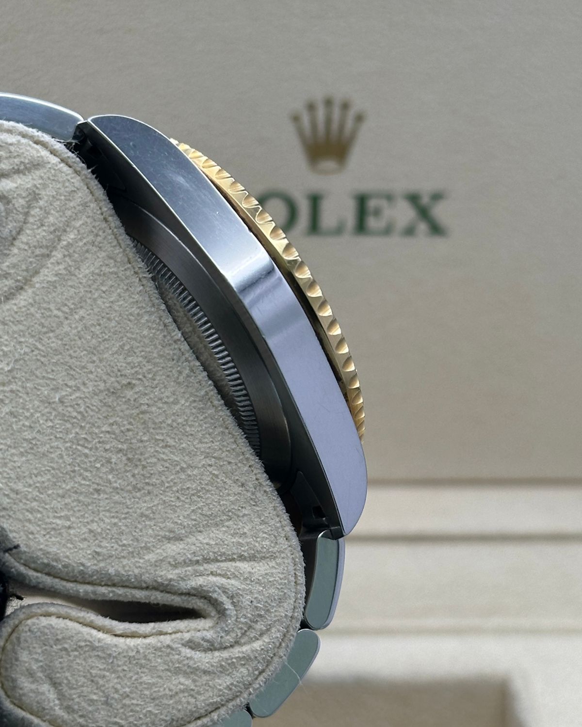 Rolex 116613LN