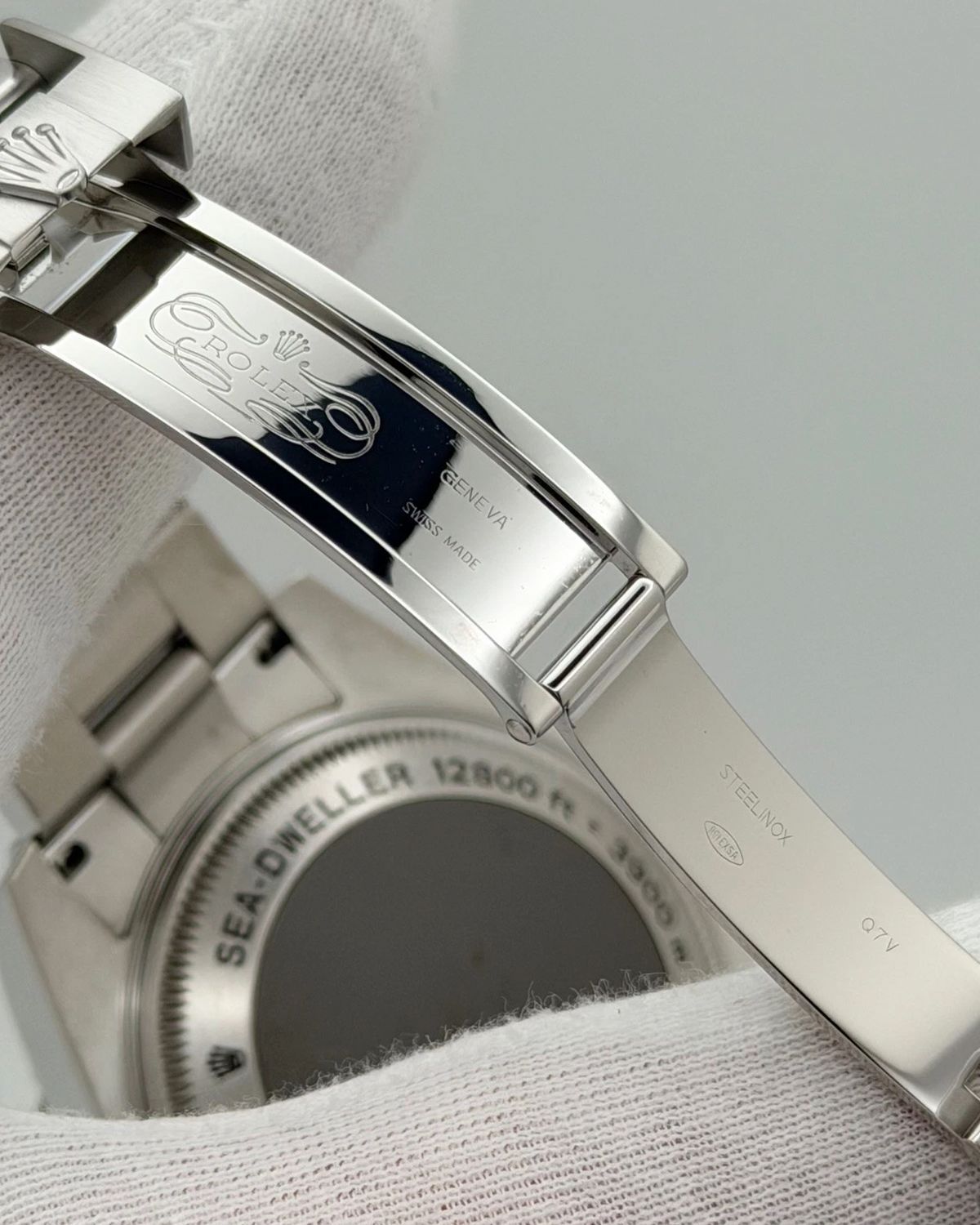 Rolex 116660