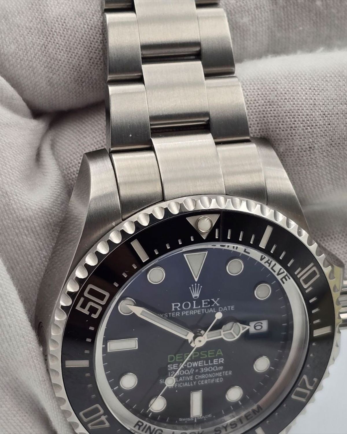 Rolex 116660