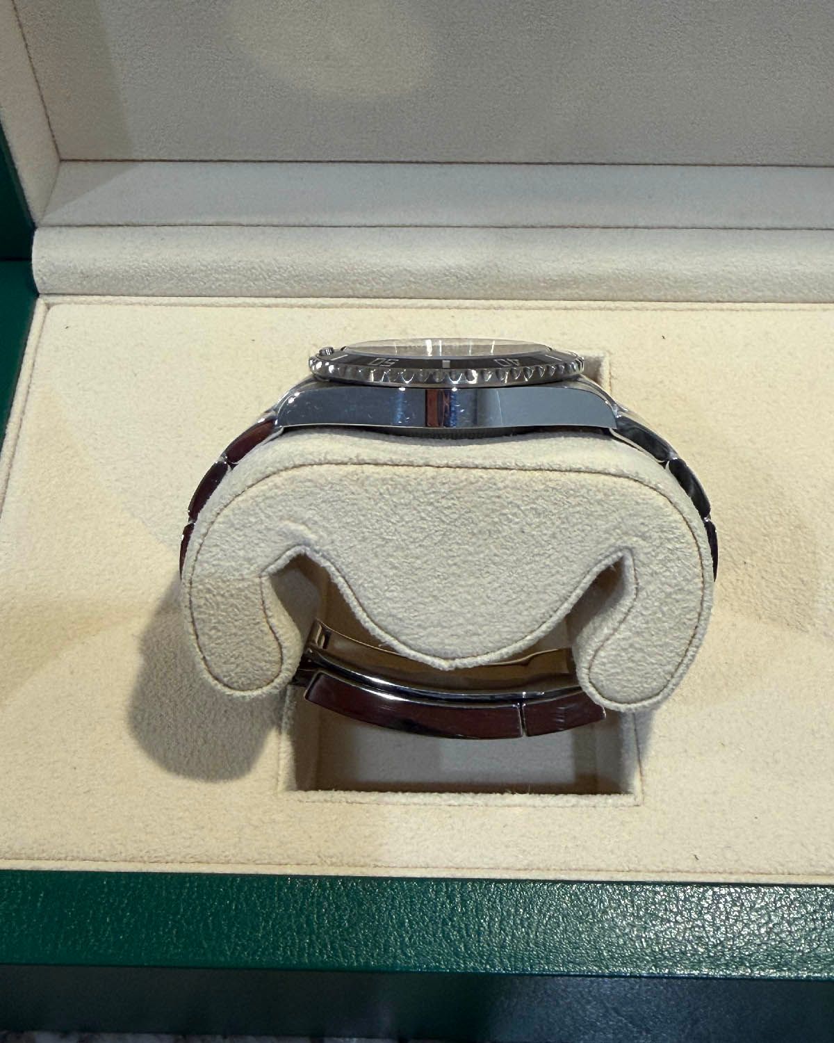 Rolex 124060