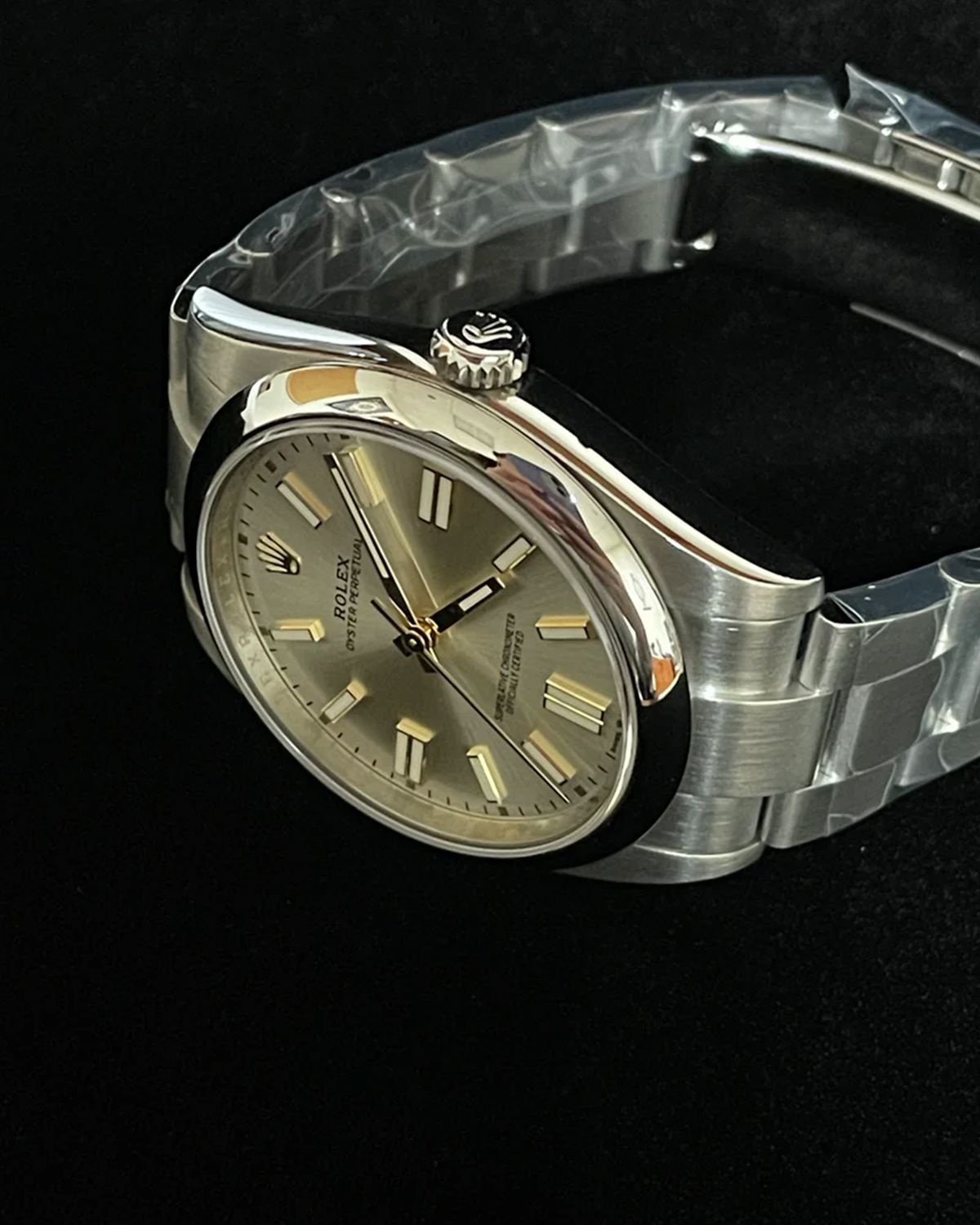 Rolex 124300