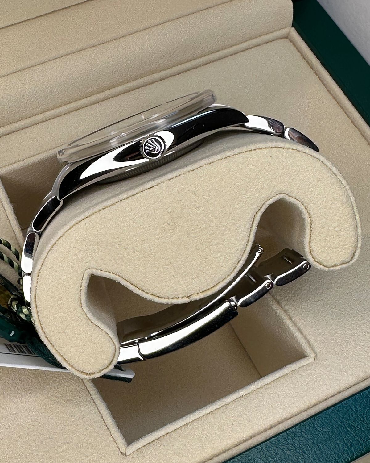 Rolex 124300