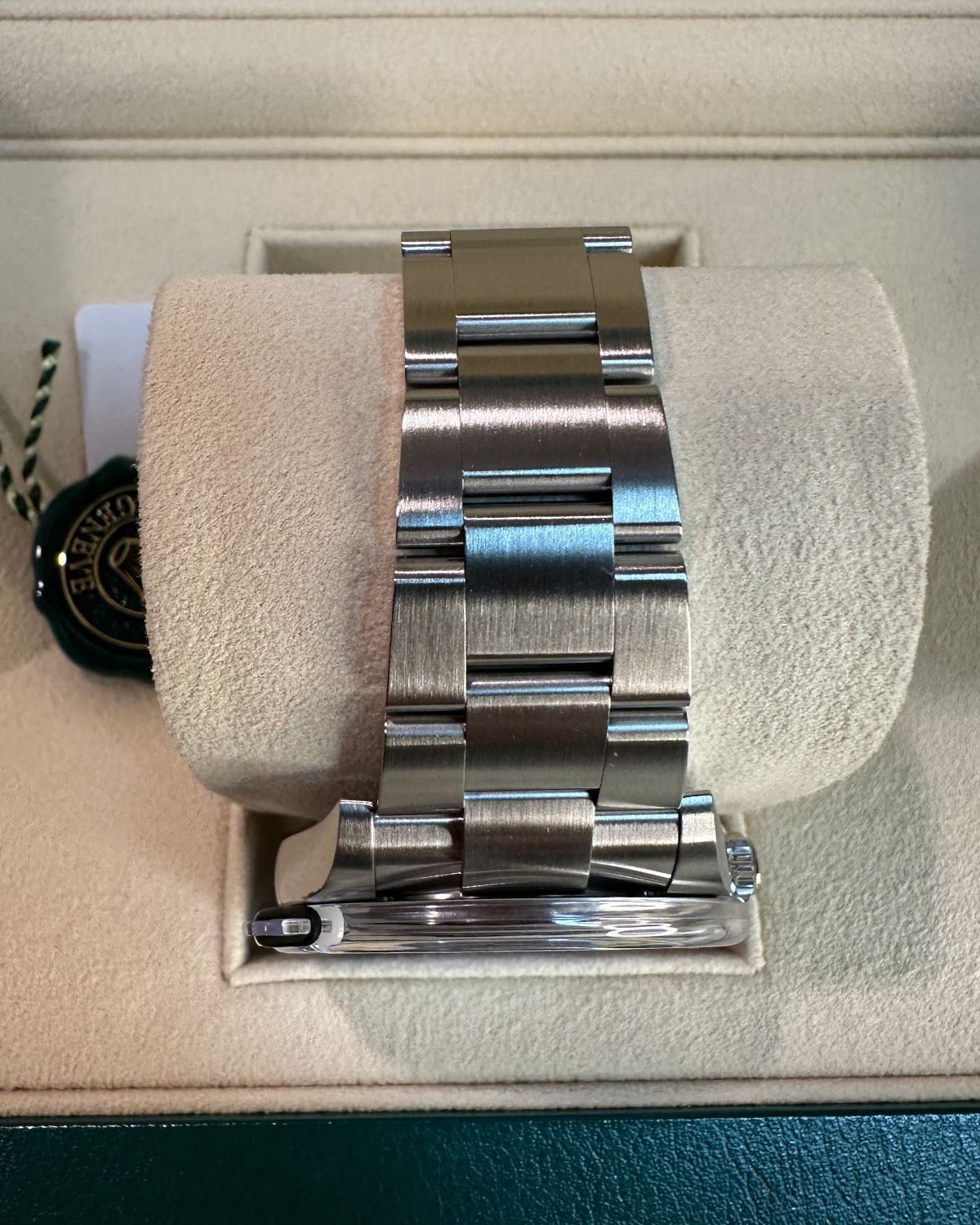 Rolex 124300