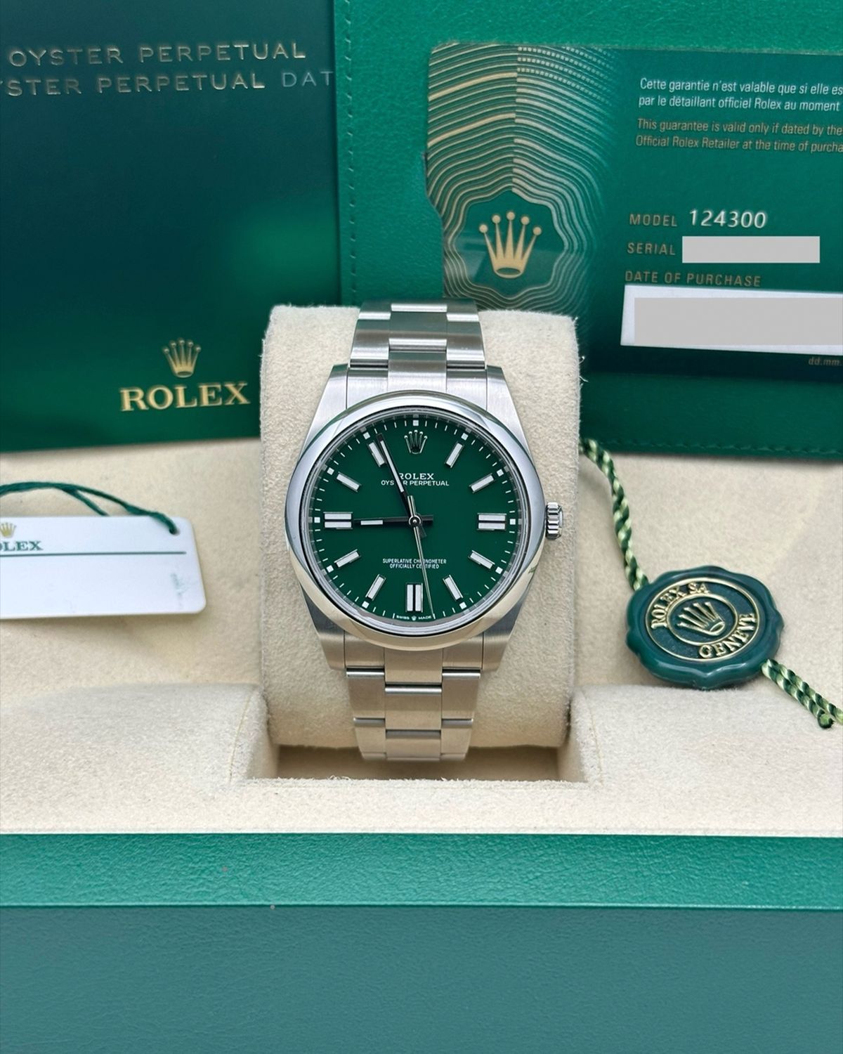 Rolex 124300