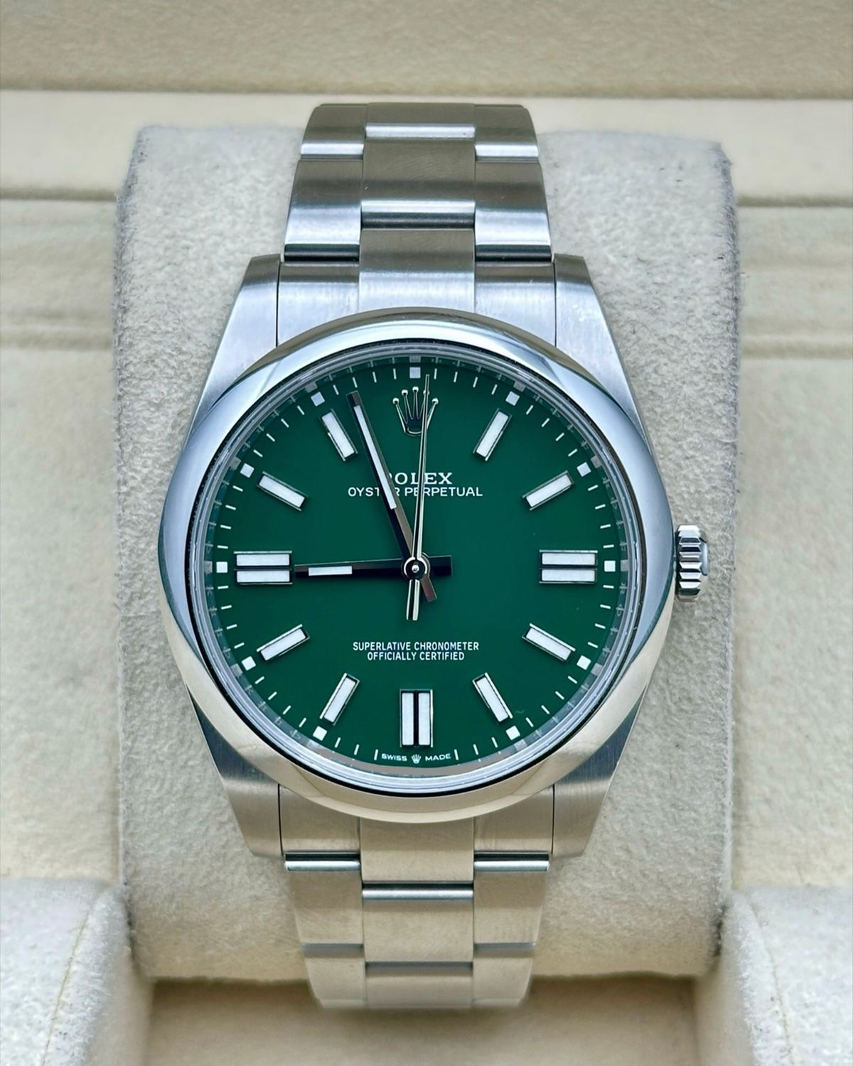 Rolex 124300