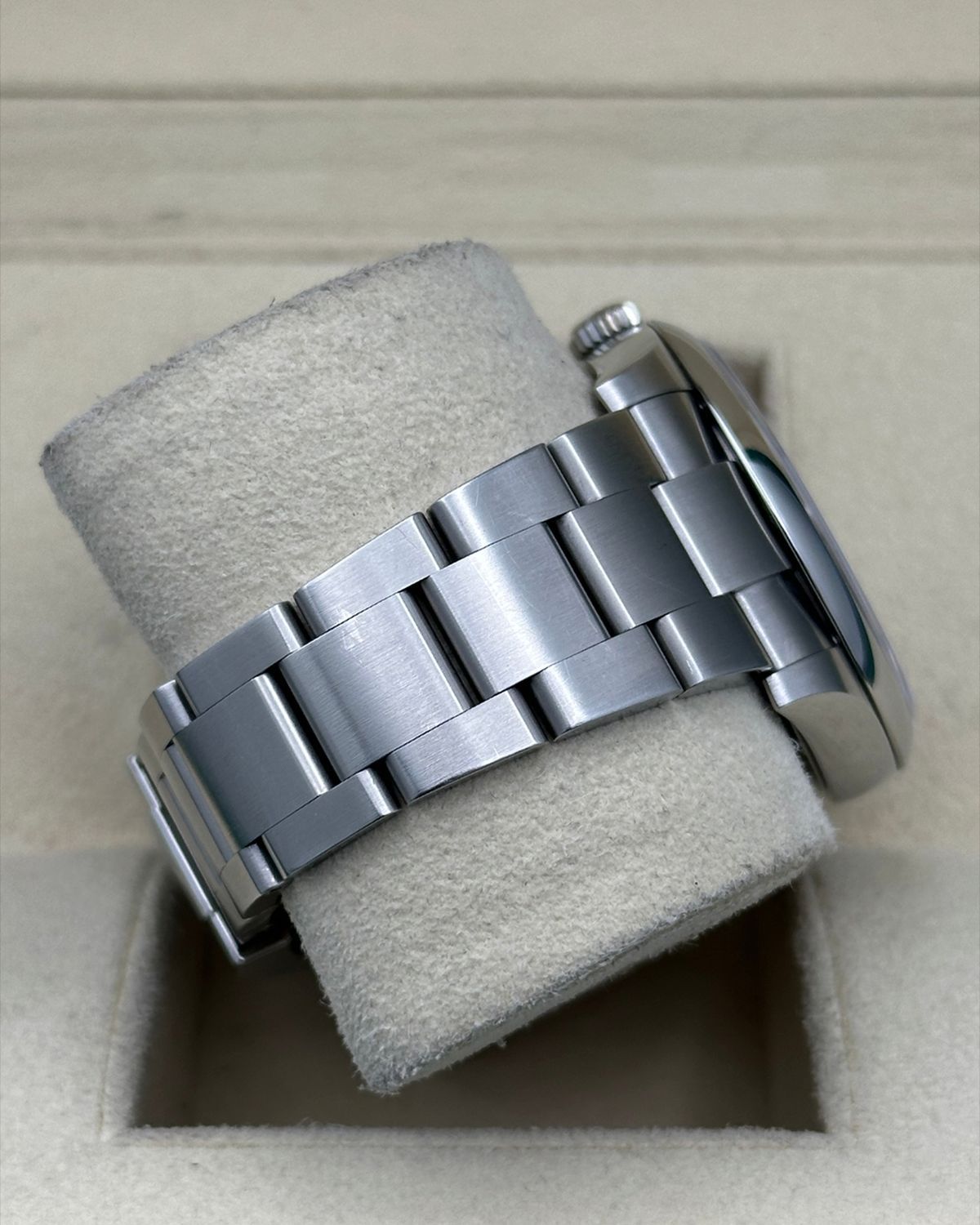 Rolex 124300