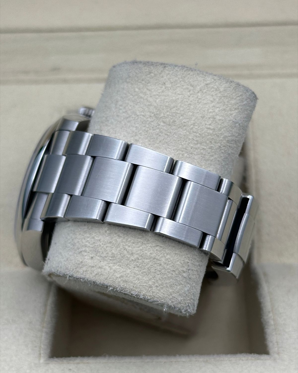 Rolex 124300
