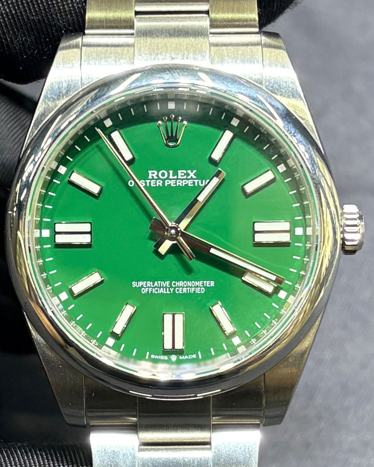 Rolex 124300