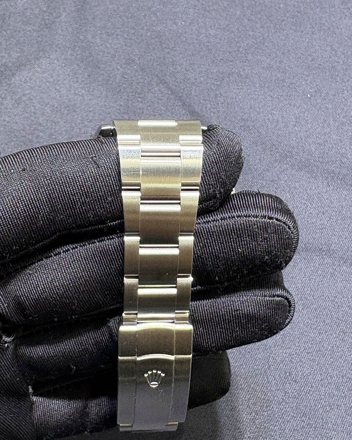 Rolex 124300