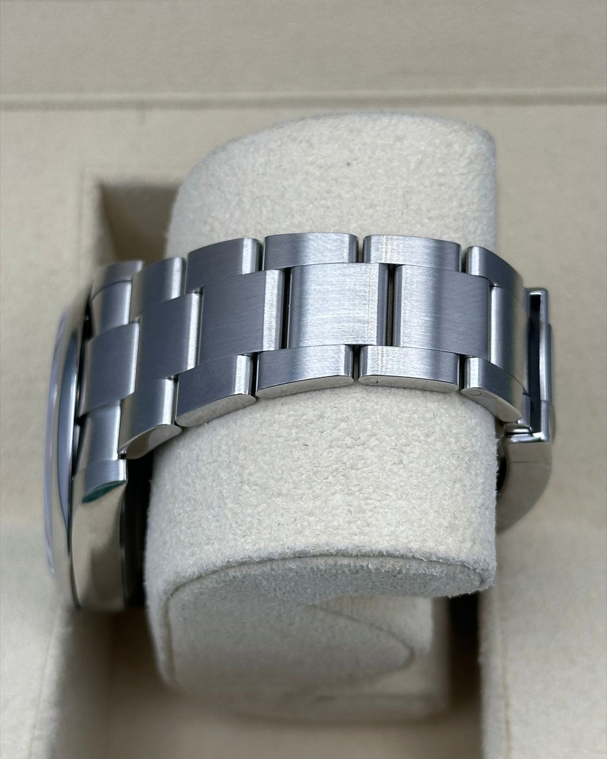 Rolex 124300