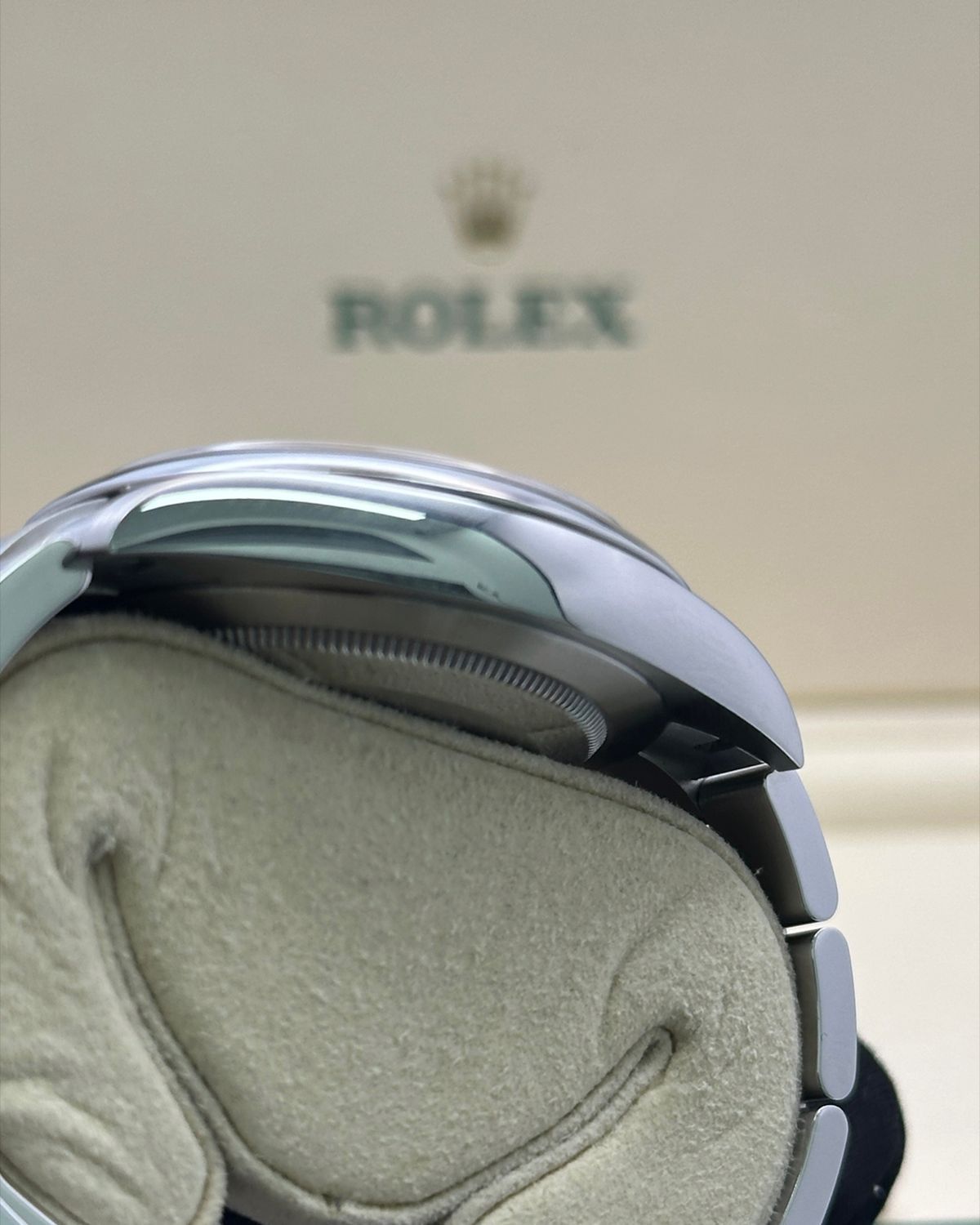 Rolex 124300