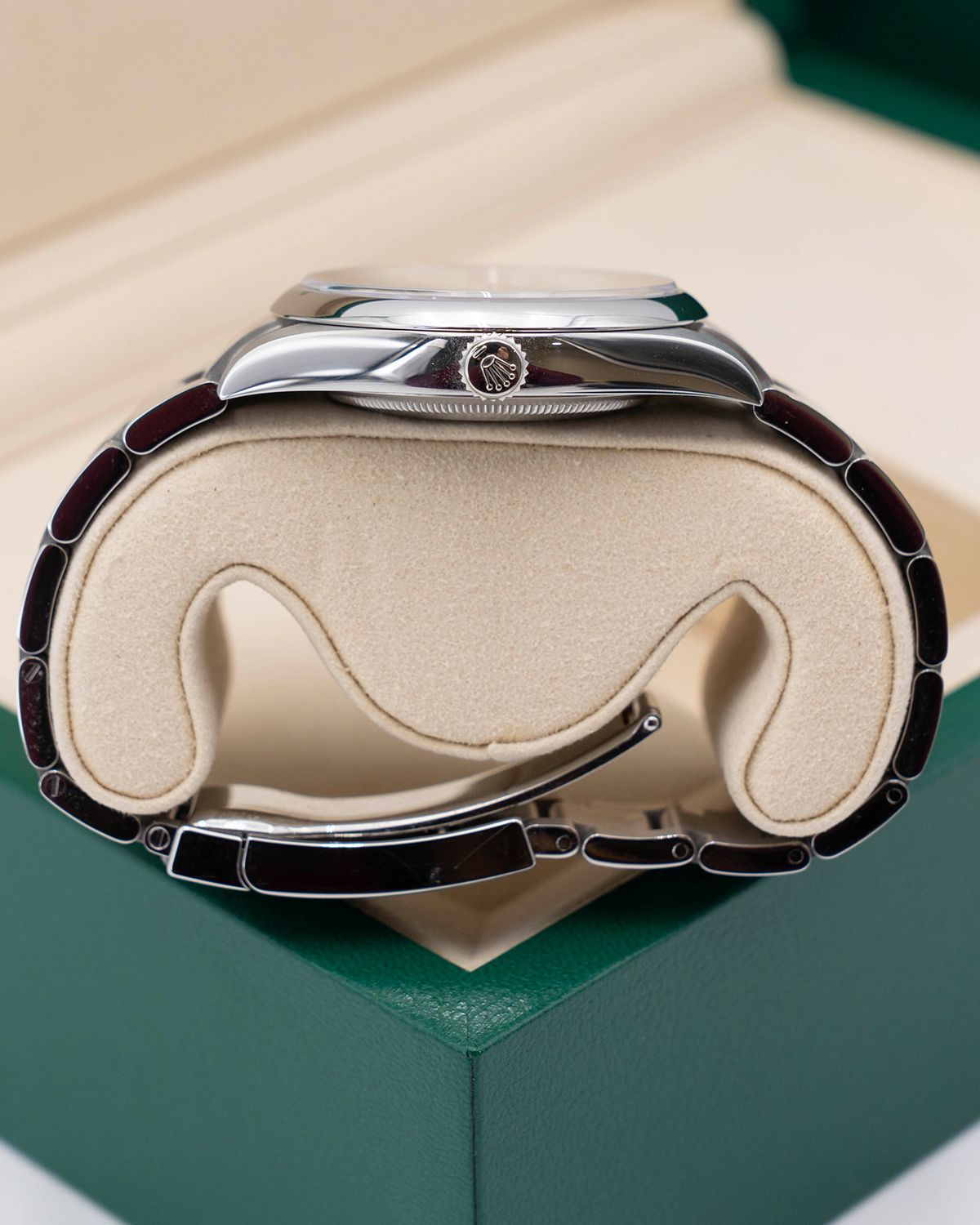 Rolex 124300