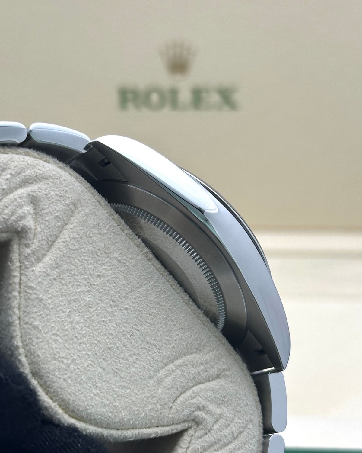 Rolex 124300