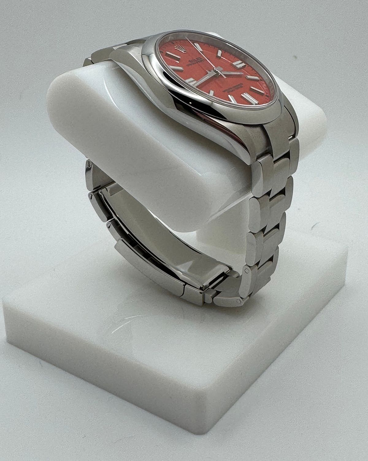 Rolex 124300