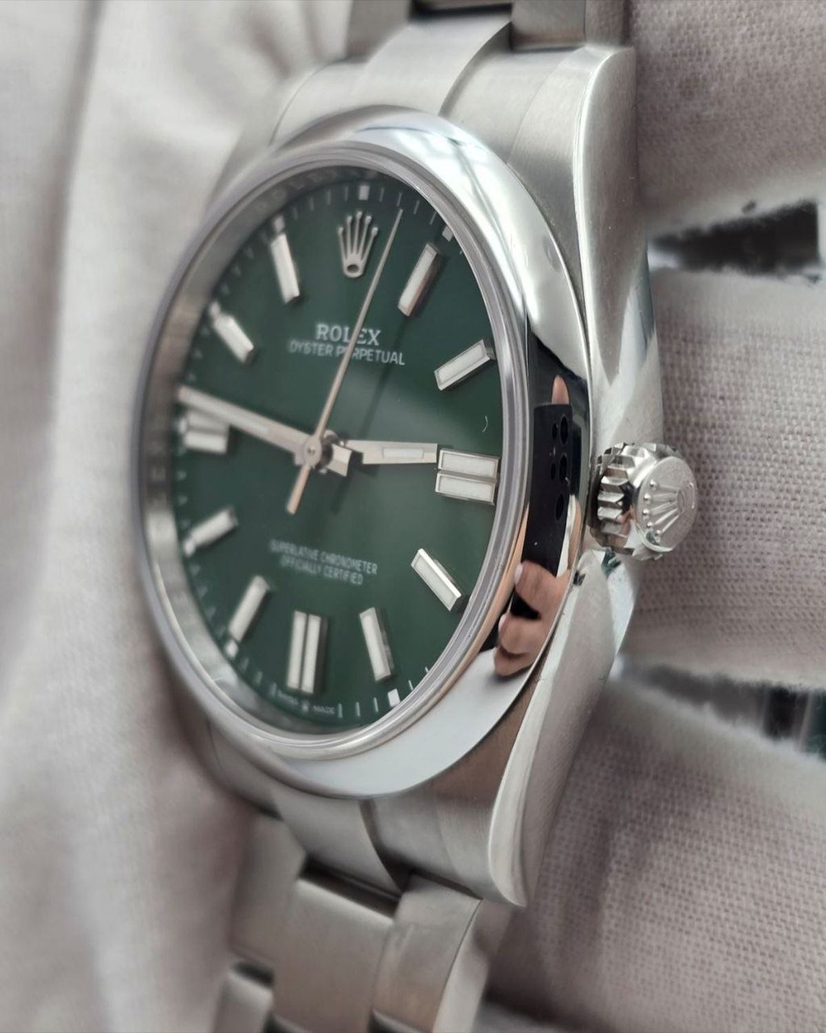 Rolex 124300