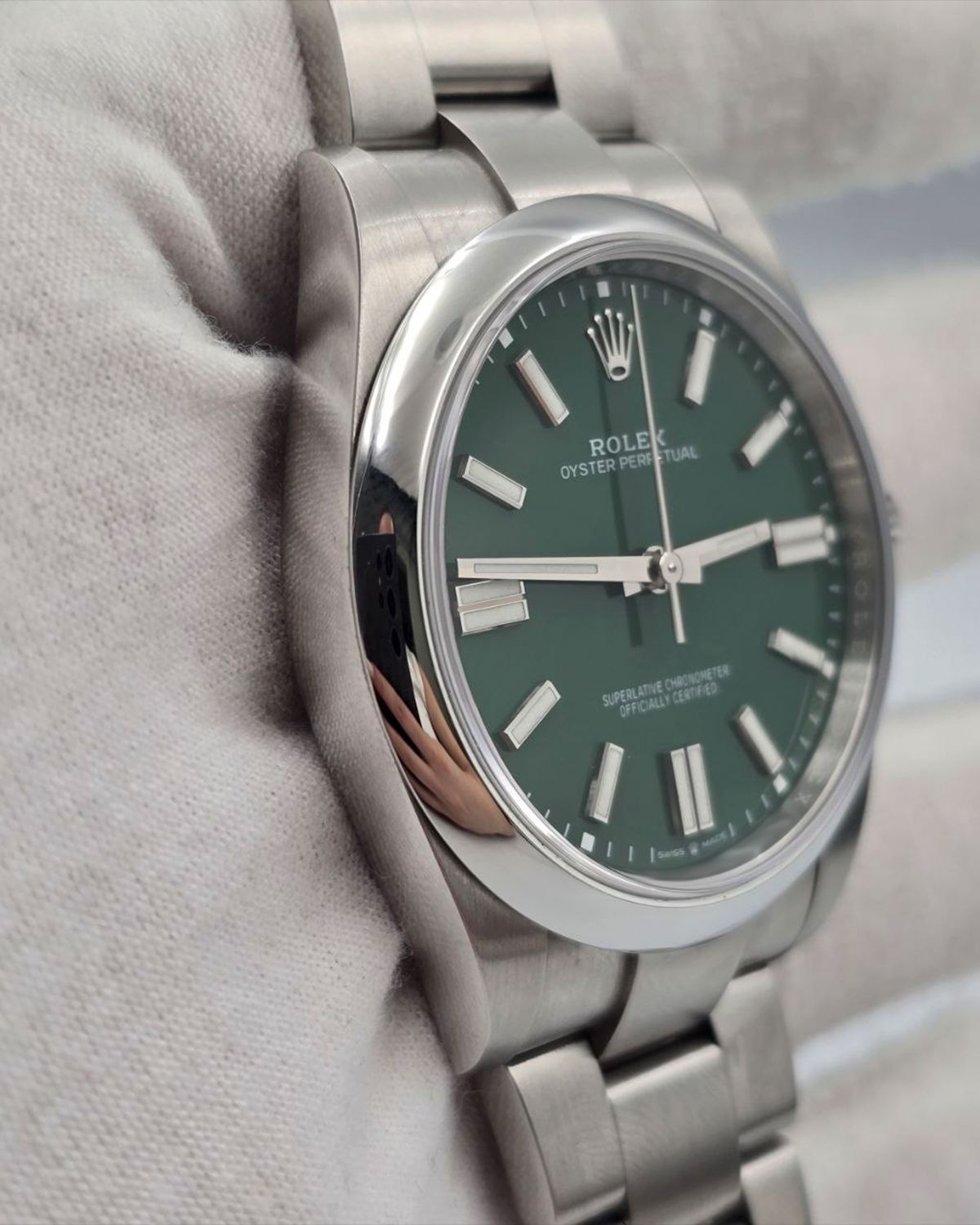 Rolex 124300