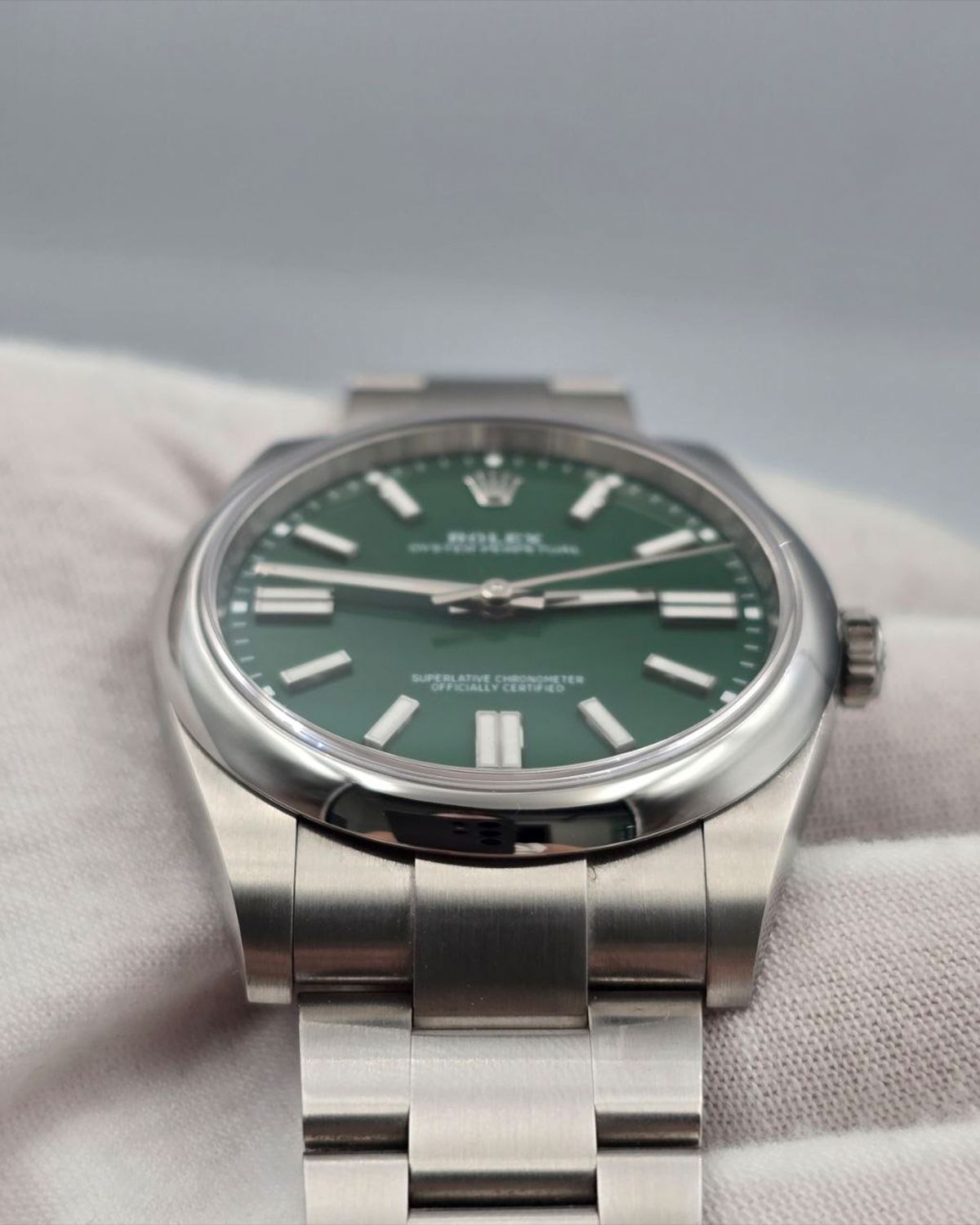 Rolex 124300