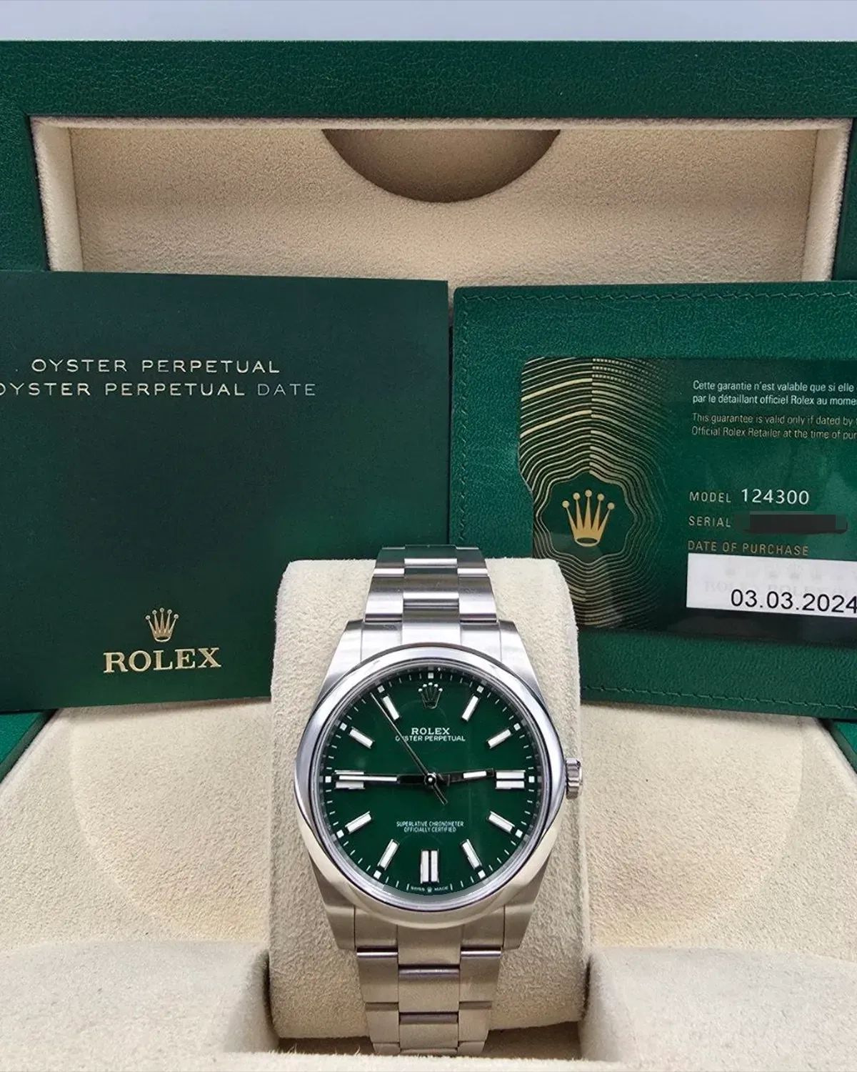 Rolex 124300