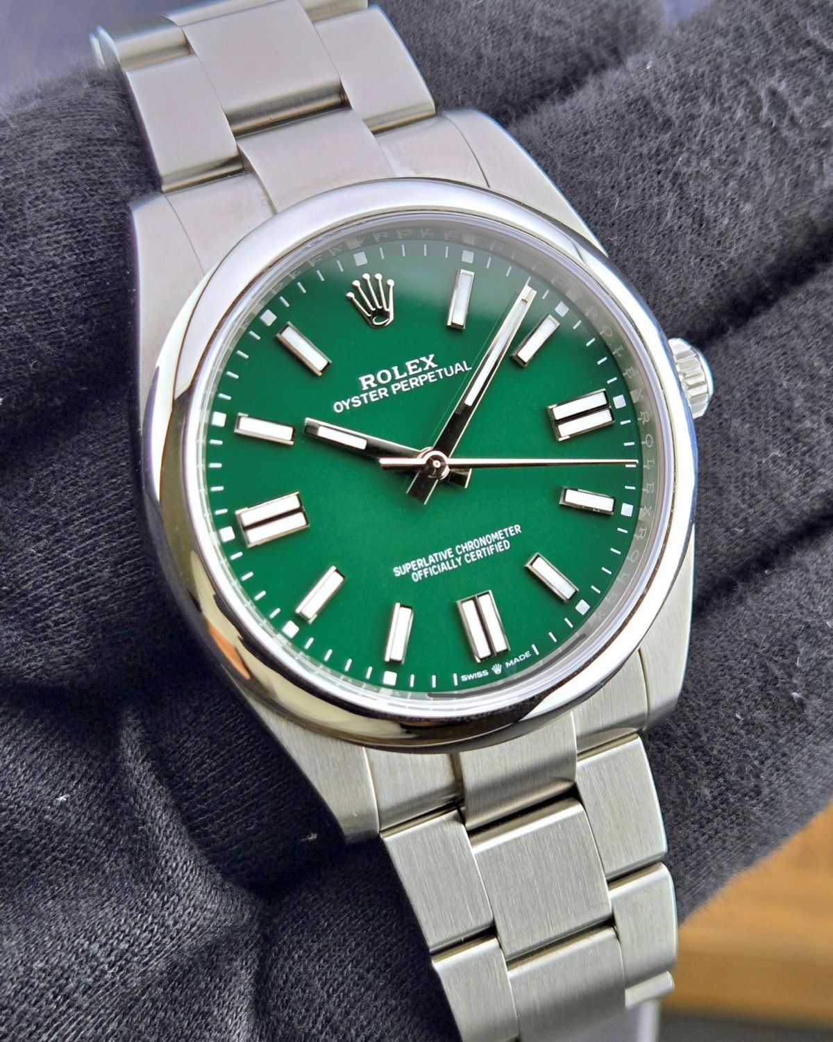 Rolex 124300