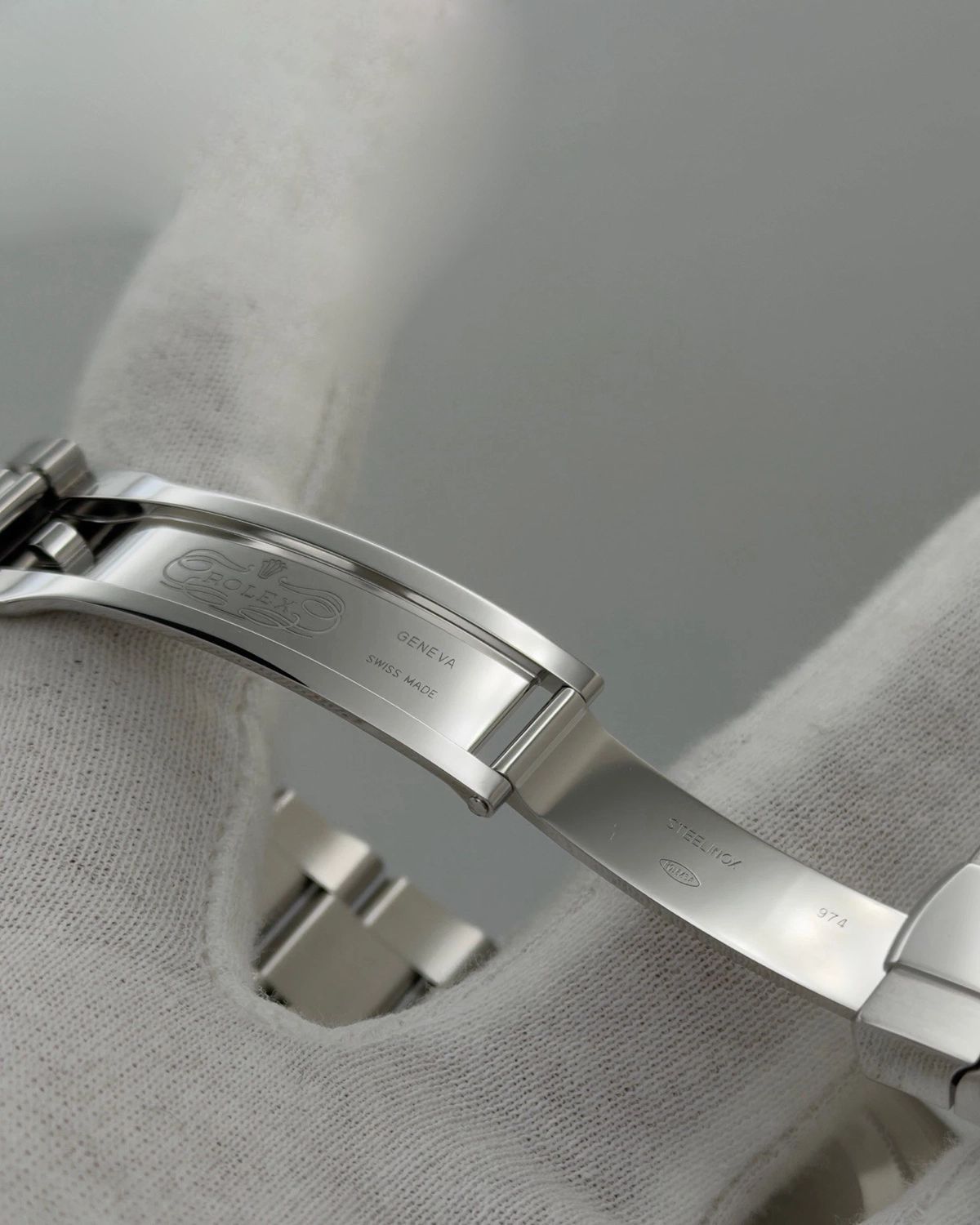 Rolex 126300