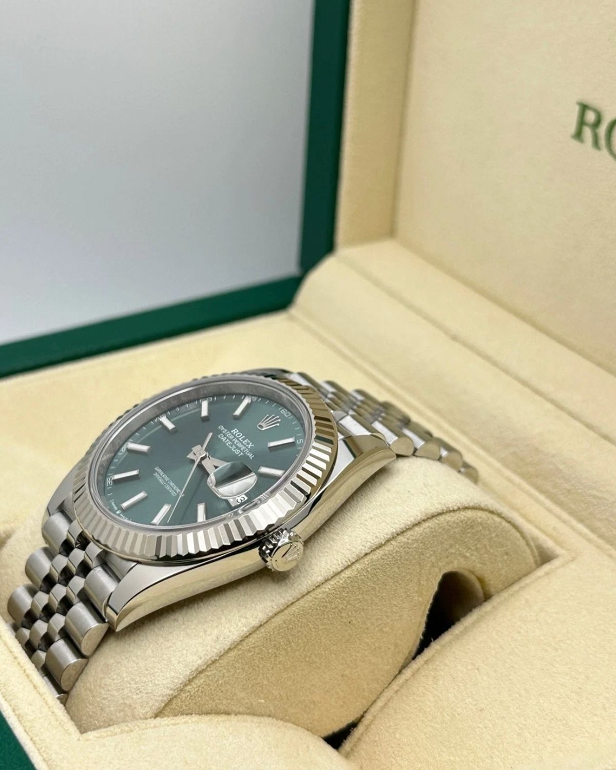 Rolex 126334