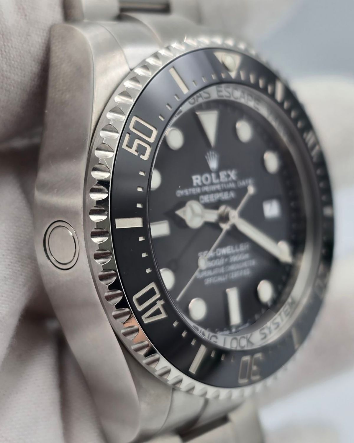 Rolex 126660
