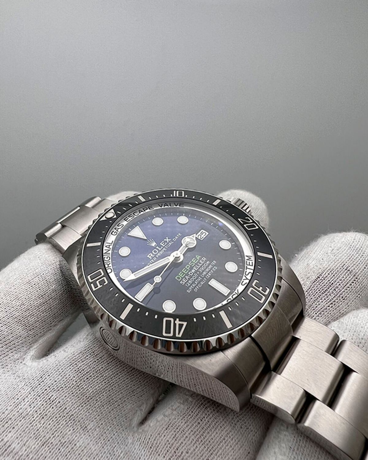 Rolex 126660