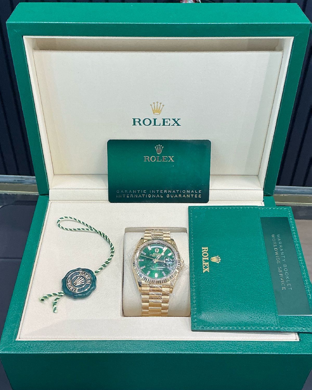 Rolex 128238